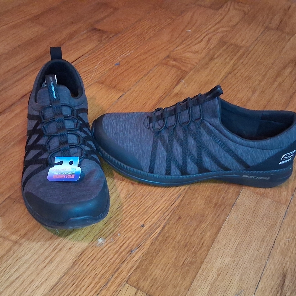 Skecher Shoes